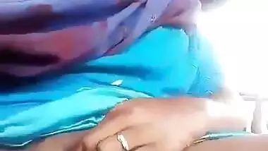 Dehati masturbation video of village slut