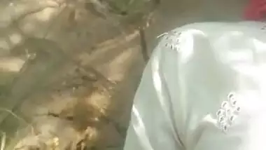 Desi village girl fucking with her lover outdoor