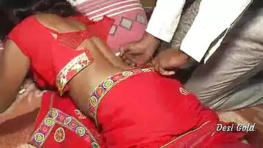 Indian sexy wife ke honeymoon par fuck ka live xxxbf