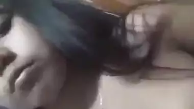 BD girl boob show video taken for her boyfriend