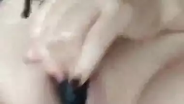 Cute Desi Chick Sucking Dick With Dildo In Her Beautiful Pussy