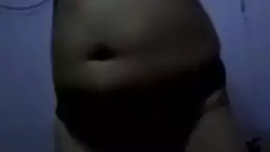 Big Desi mallu boobs with hindi song