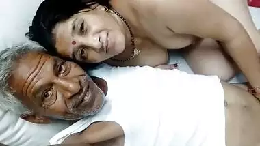 Indian Old Man Fucking With Randy Part 1