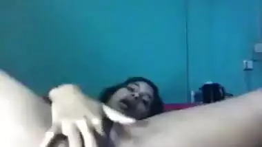 Indian girl masturbates XXX slit with fingers when there is no guy for sex