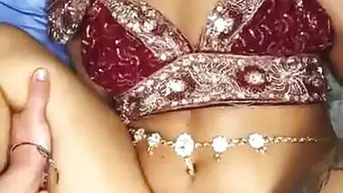 A sexy Tamil girl gets fuck by a foreign guy in NRI porn