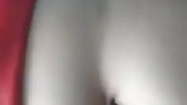 Indian gal bare selfie for BOYFRIEND clip