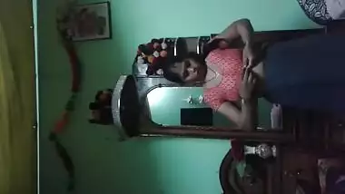 Sexy Indian Boudi Nagna Selfie