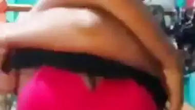 Sexy Mall Showing her Boobs and pussy