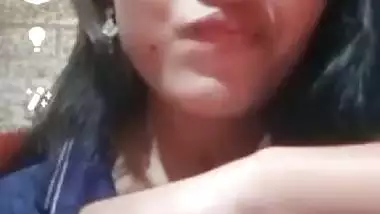 Bengali girl sexy pussy showing on live video call