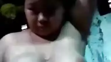 Nappily wife boobs show selfie video