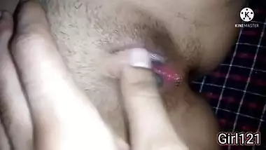 18 yrs old indian virgin girl with pink pussy squrits