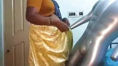 Desi Indian Randi With Big Boobs Fucked - Desi Indian Mature Aunty