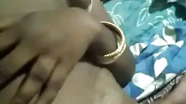 Desi village girl tight pussy fingering her bf