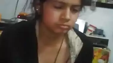 Cute Indian Girl Boobs and Pussy capture by lOVER 1