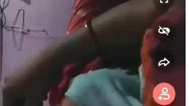 Big boob Bhabi Teasing On Live
