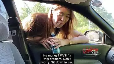 Whore sucked in the car and cheated her boyfriend