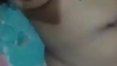 Today Exclusive- Desi Girl Showing Her Boobs And Pussy Part 1