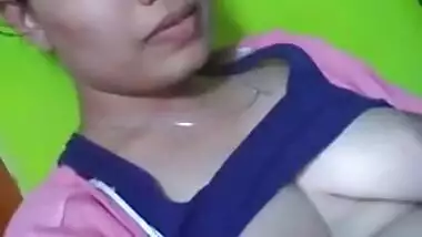 Chesty Desi girl with big XXX nipples has nice solo sex in her room