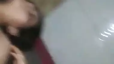 Cute indian girl clean pussy fuck first time