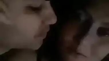 Indian lovers sex at home viral selfie clip