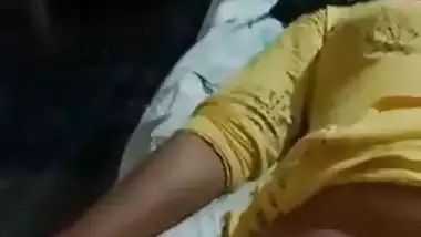 Malyali aunty nude captured by hubby