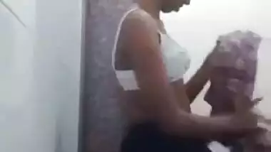 Desi village girl fingering pussy in bathroom