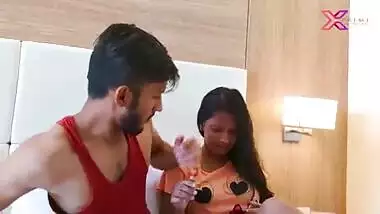 Indian teen girlfriend sharing Bangla XXX video