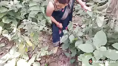 Desi Bhabhi and her neighbor’s outdoor sex video