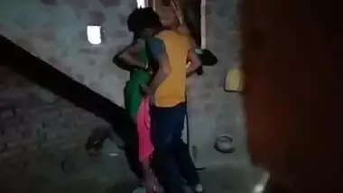 Lustful bhabhi and devar have outdoor XXX sex for amateur MMS video