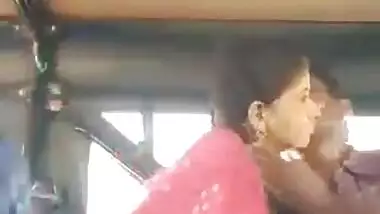 Desi lover nice fucking on bus