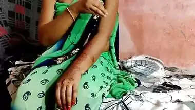 Masturbating in front of Indian maid Hindi roleplay HD Video In Clear Voice