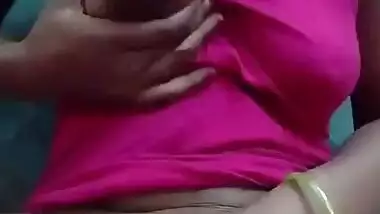 Horny Bhabi Masturbating