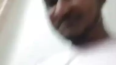 A 21-year-old college girl gives a desi blowjob to her lover