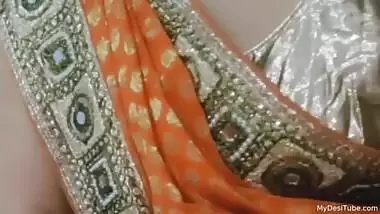Indian couple blowjob - MyDesiTube.com