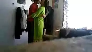 Hot Aunty Banged By young Tenant