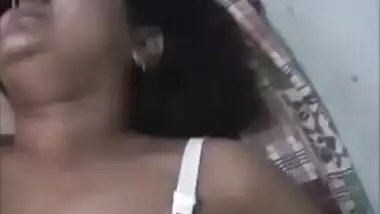 south indian bhabhi exposing boobs on camera