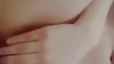 Beautiful Sexy Paki Girl Showing And Fingering Leaked 5 Clips Part 5