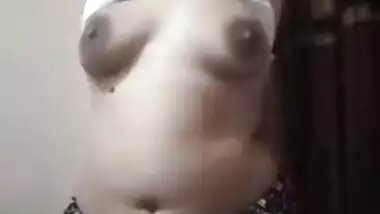 Pakistani bhabhi Rida cheating nude video