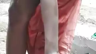 Indian Village Bhabhi Bathing And Showing Her Tight Pussy And Big Nipple