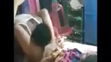 Closeup video of Desi chick who tries XXX sex with her Bangladeshi BF