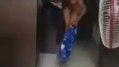 Telugu office hotty changing costume inside office MMS video
