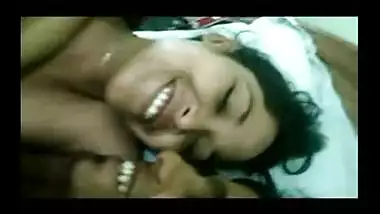 Lucknow Young Couple’s Erotic And Sensual Blowjob Video