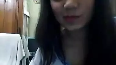 Bangladeshi girl showing pussy on video call