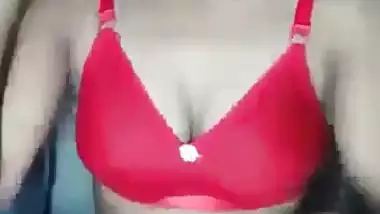Sexy 18 yr old teen masturbating Indian girl nude video