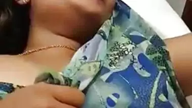 Indian Girl Fingered By BF