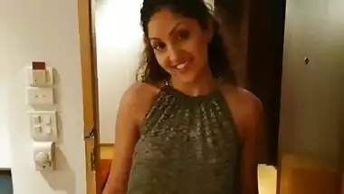 Asian call girl visits client in Bangkok hotel to give him the best deepthroat blowjob