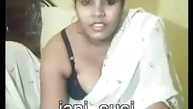 Busty punjabi bhabhi from Lahore sucking her...
