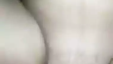 Hard chudai of a hot desi lady in the Indian sex video