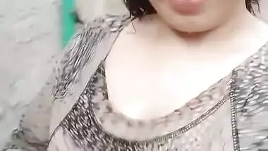 Beautiful Pakistani Pathan girl showing boobs