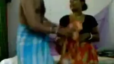 Indian Village Aunty Fucking With Nieghbour Peon 